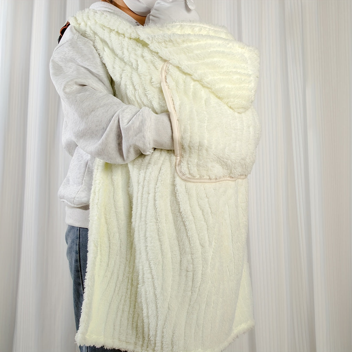 Autumn And Winter Multifunctional Blanket, Sleeping Basket Throw Blanket Cloth With Mom Warm Pocket, Convenient Storage Halloween Christmas Gift