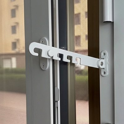 Entrebailleur pour fenetre 